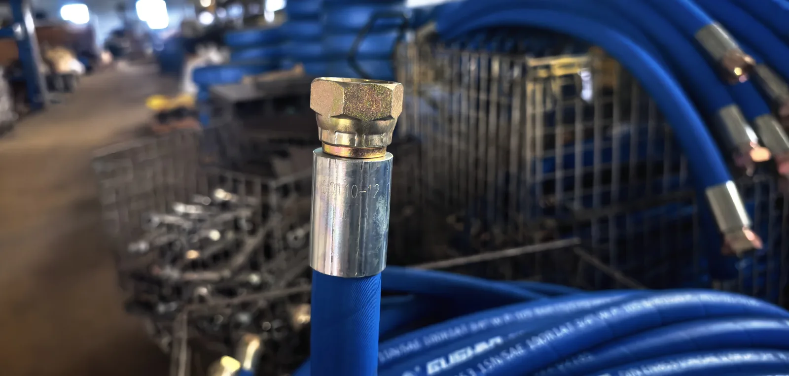 Air compressor hose fitting detail for replacement flexible hose assembly